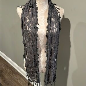 Lace scarf